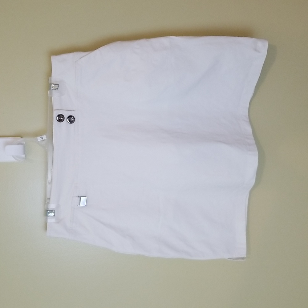 Joseph Ribhoff Whie Spandex Skort Size